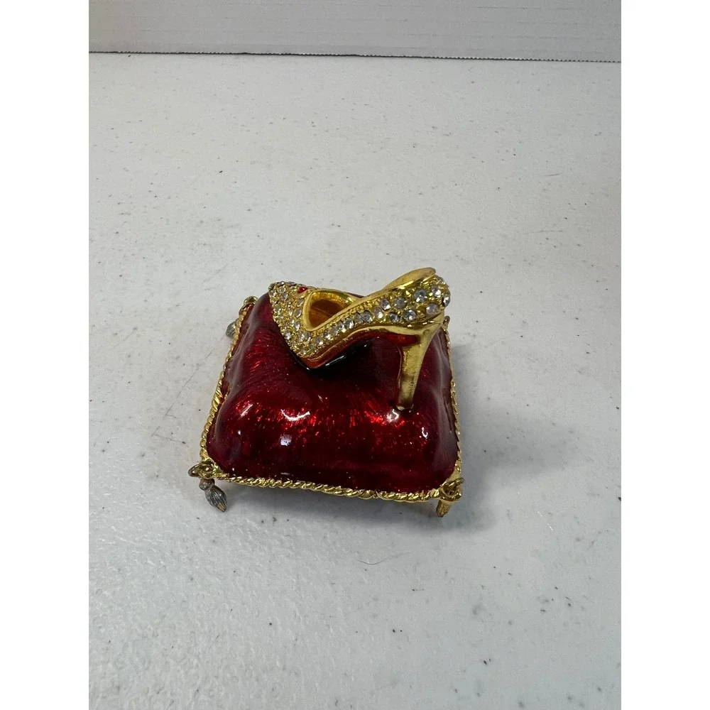 Vintage Enamel High Heel Shoe on Red‎ Pillow Trinket Box Rhinestone Jeweled Gold